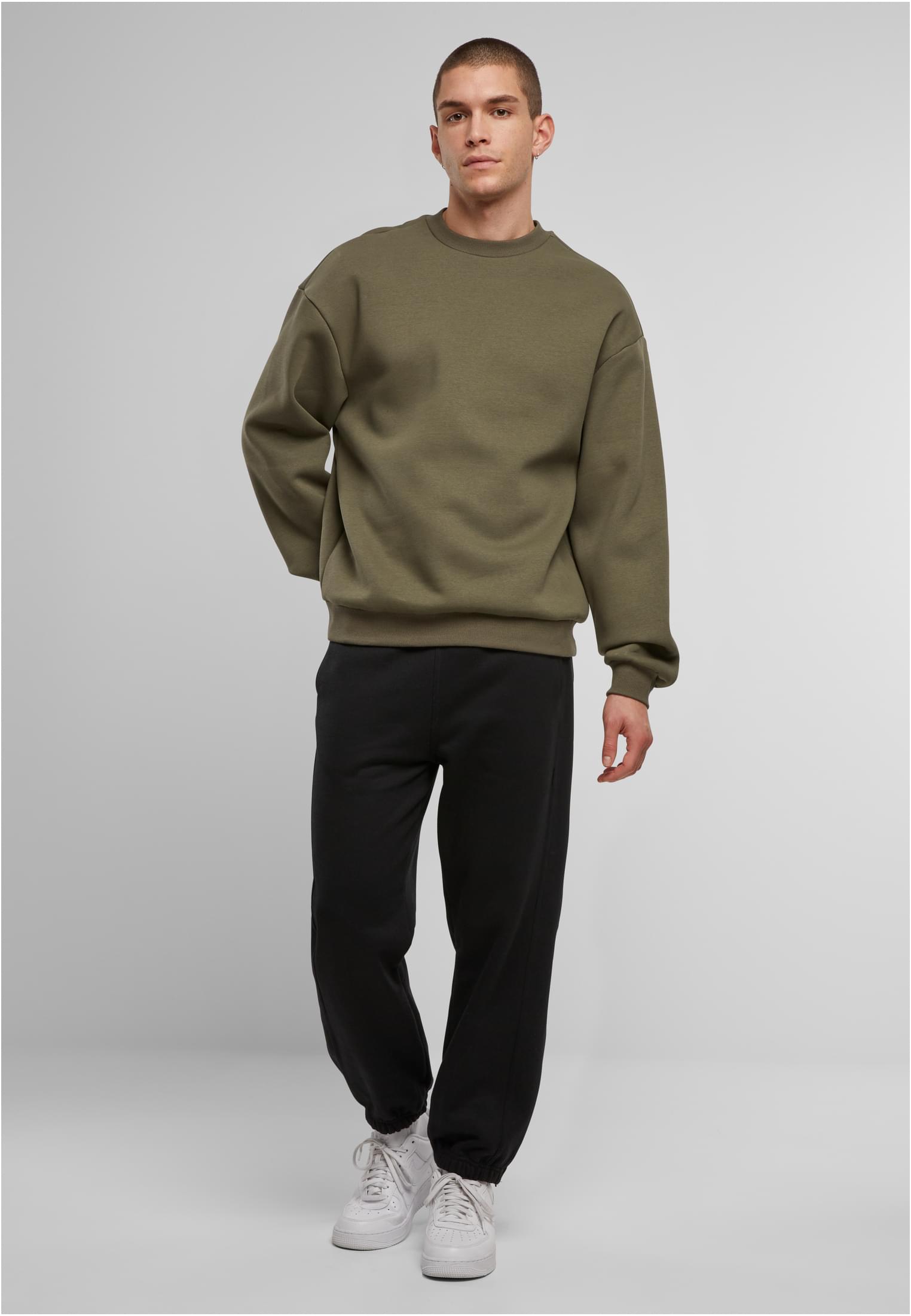 Oversized Crewneck olive | olive