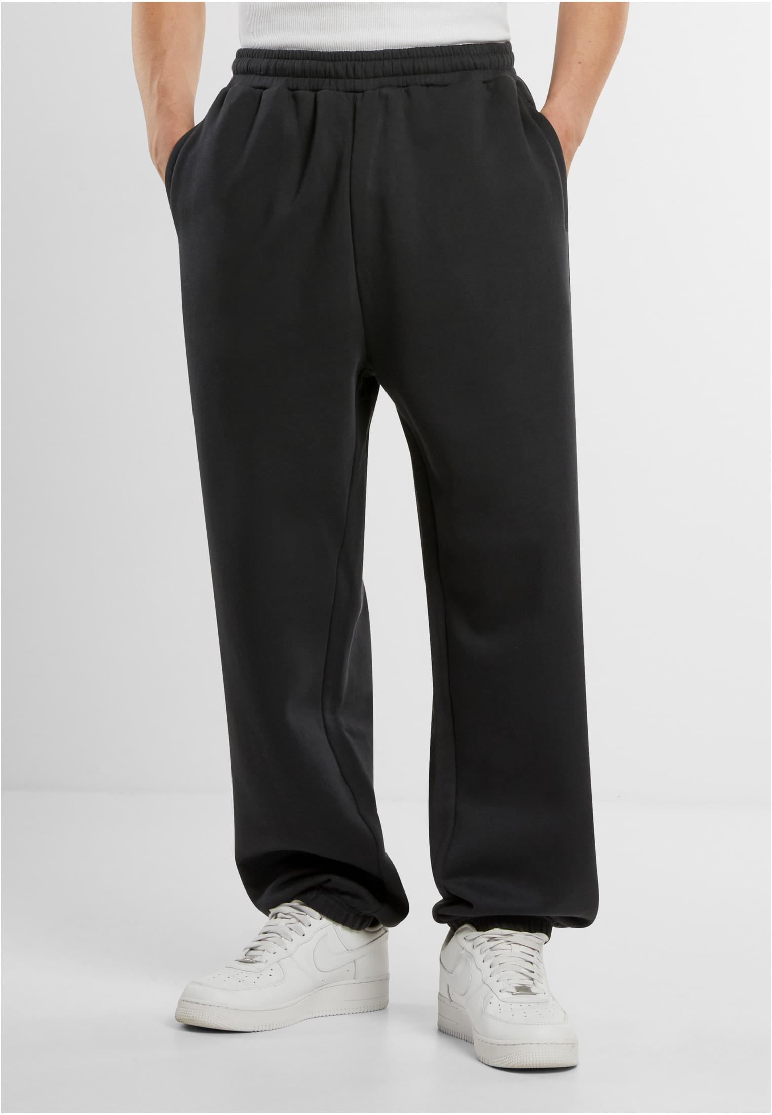 Regular Fit Sweatpants black | black