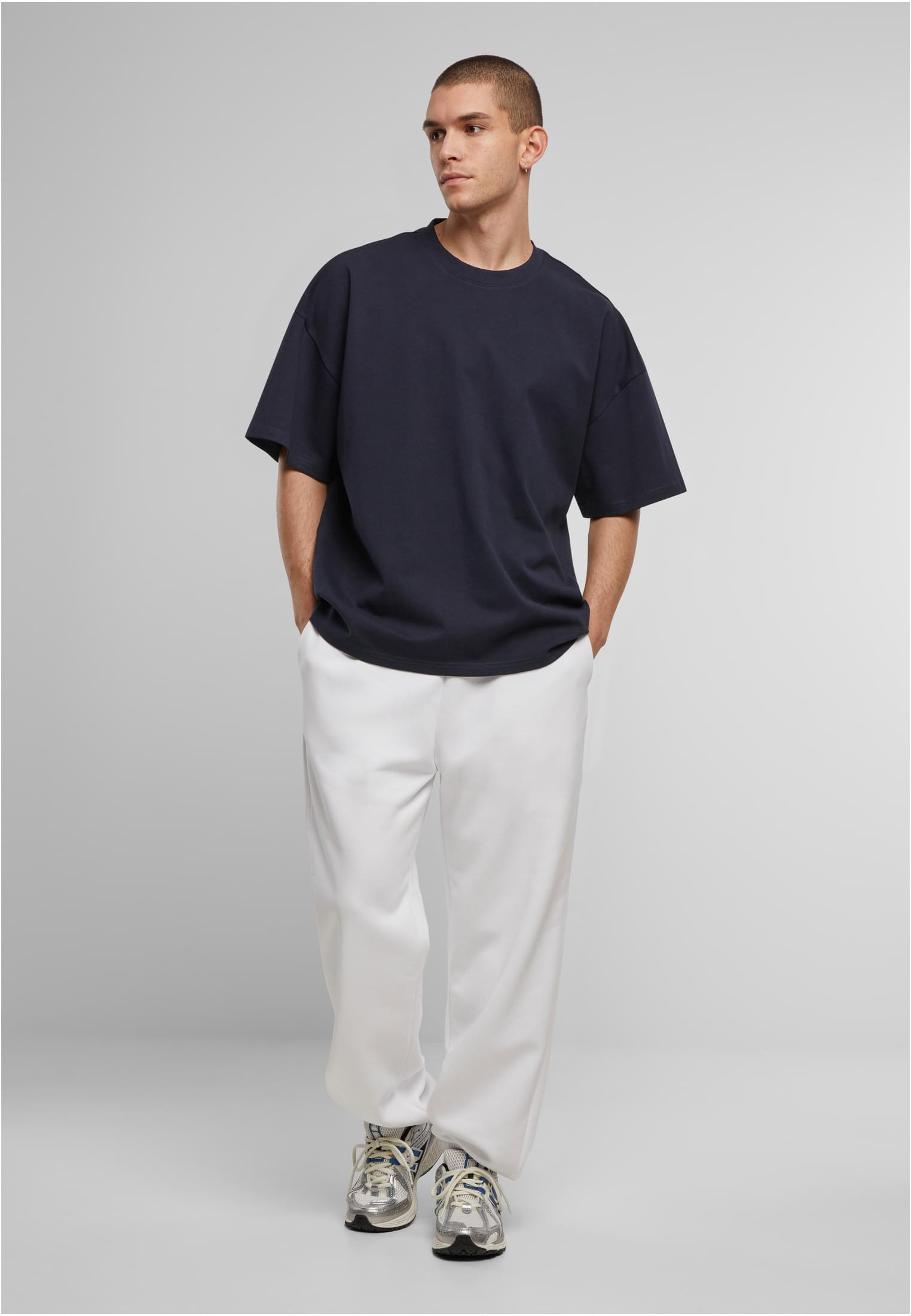 Regular Fit Sweatpants white | white