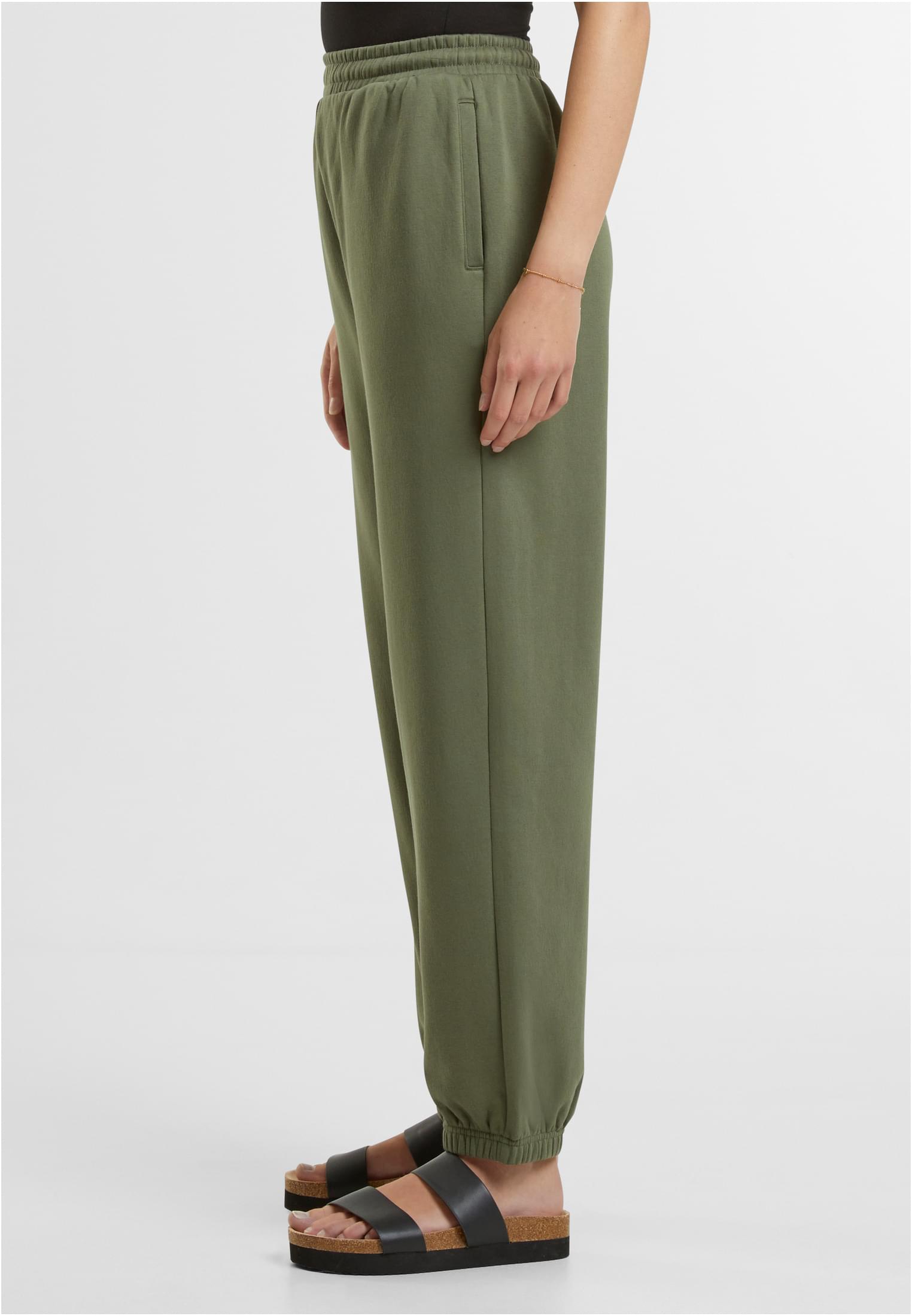 Regular Fit Sweatpants olive | olive