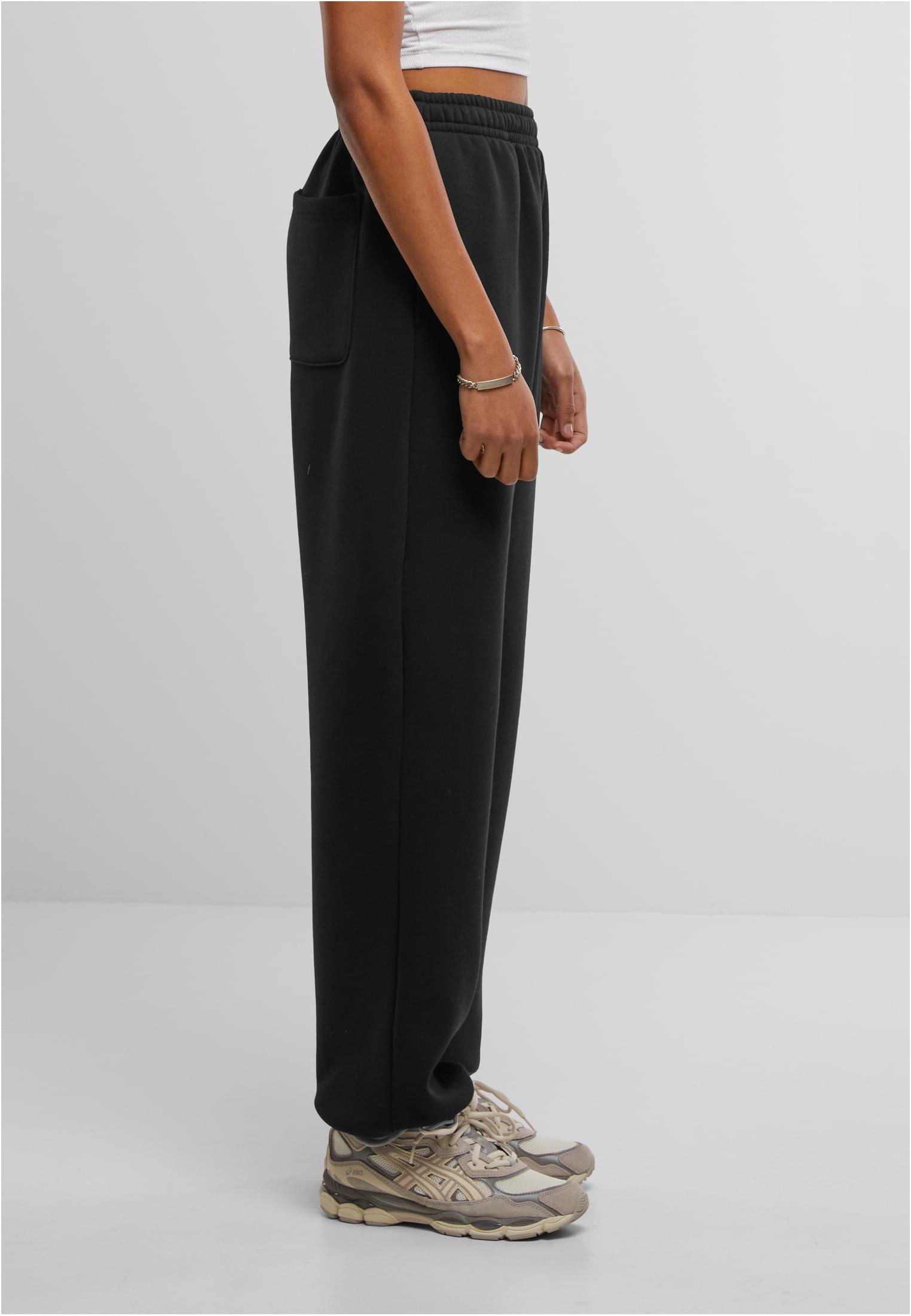 Regular Fit Sweatpants black | black