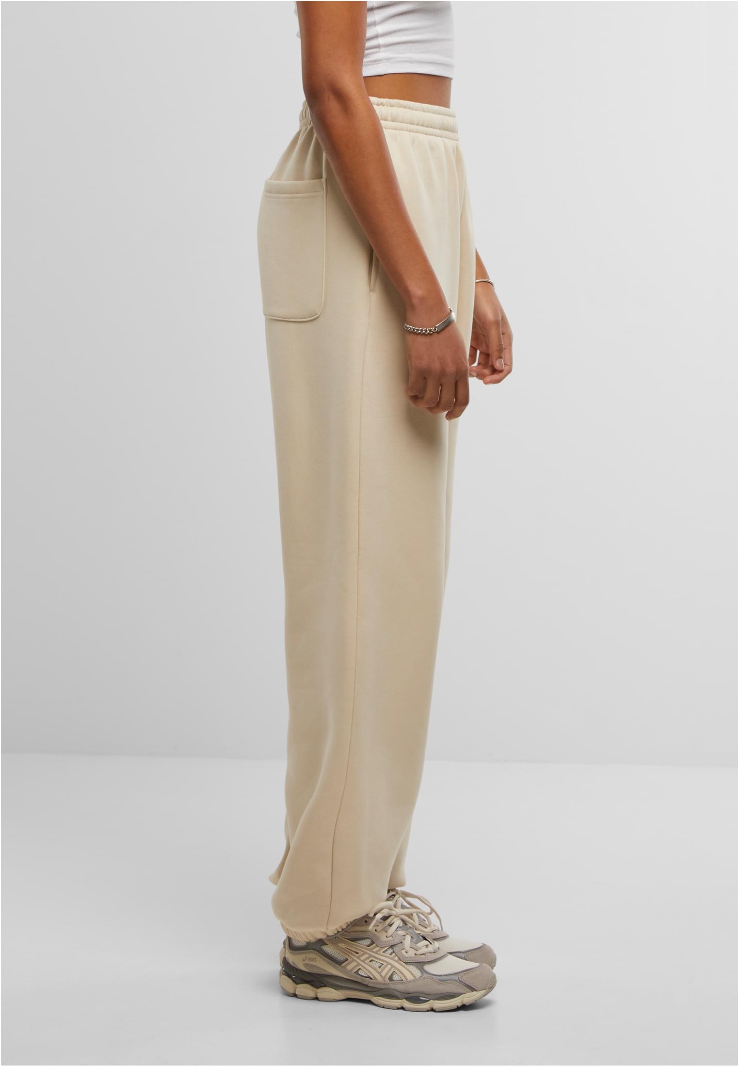 Regular Fit Sweatpants sand | sand