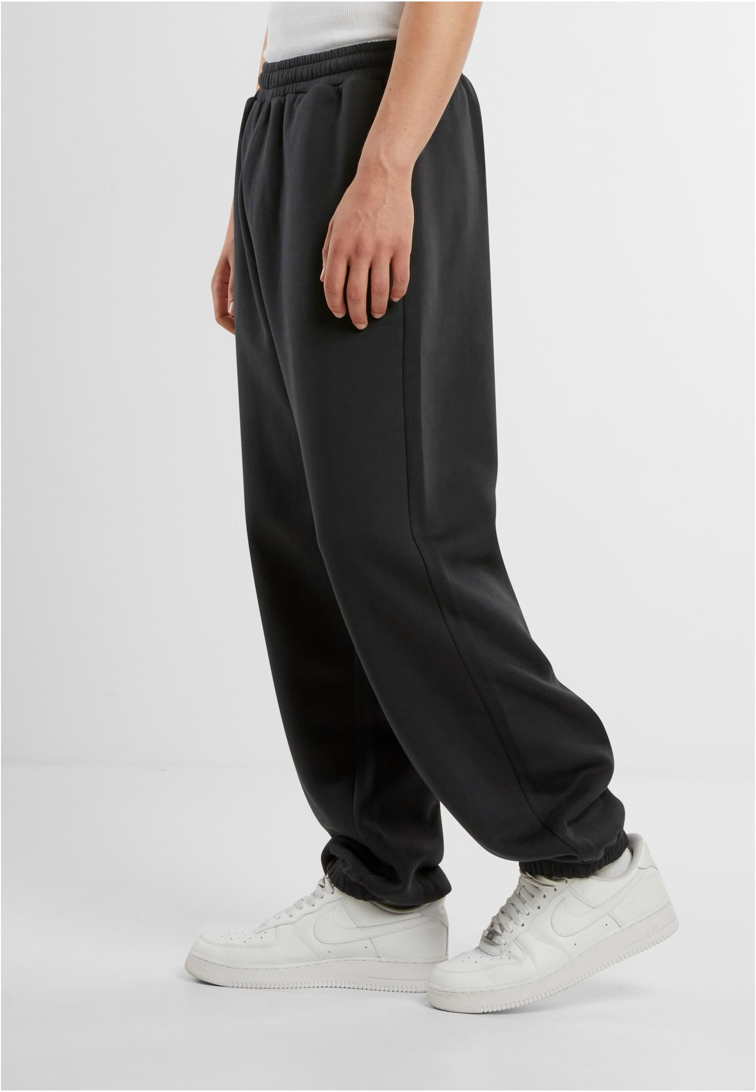 Regular Fit Sweatpants black | black