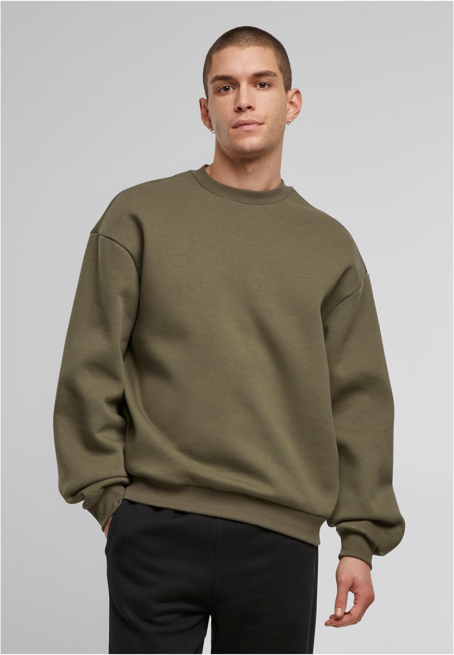 Oversized Crewneck olive | olive