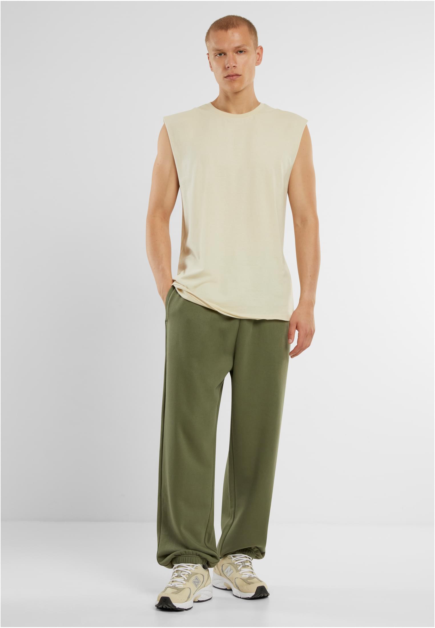 Sleeveless Tee sand | sand