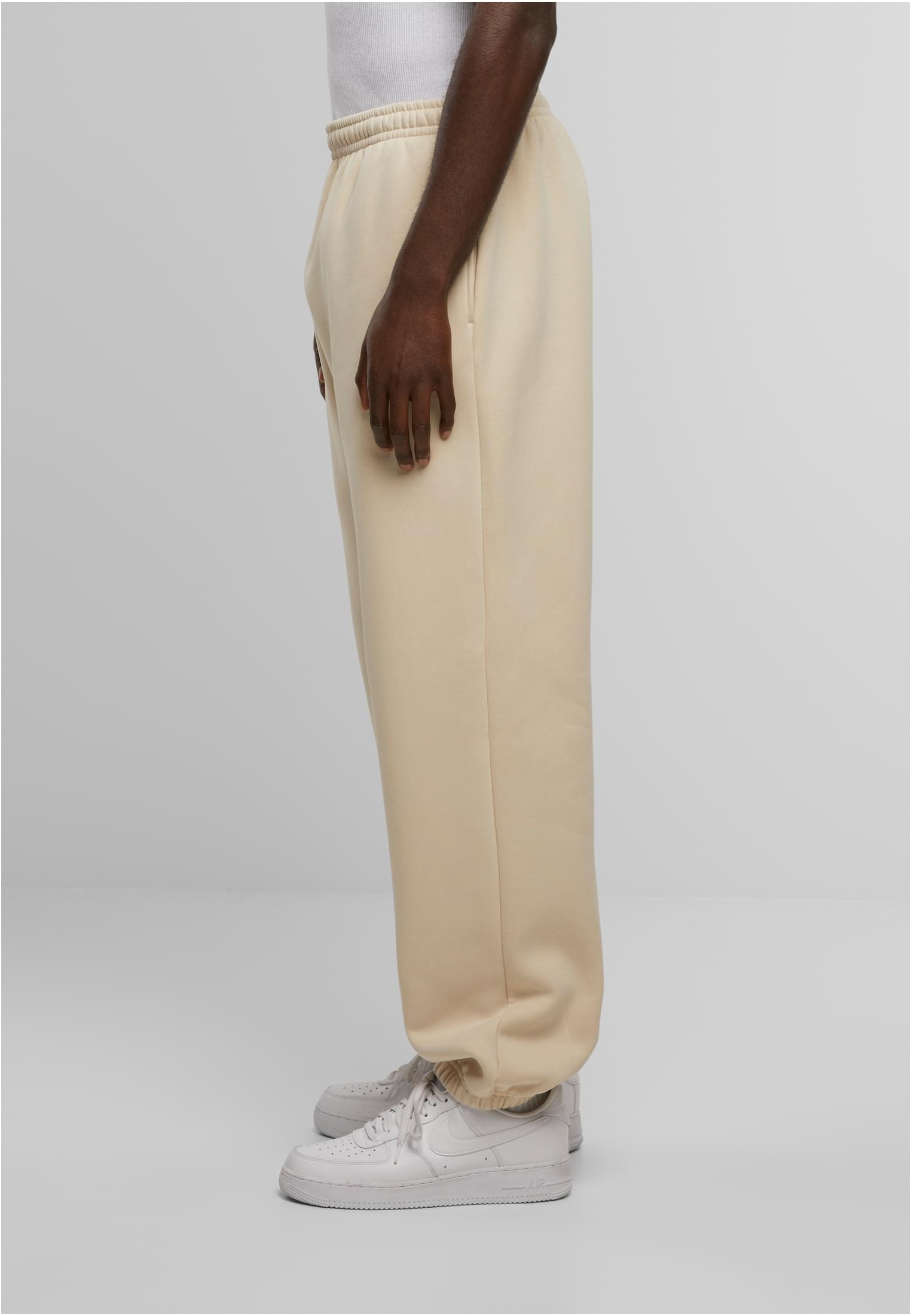 Regular Fit Sweatpants sand | sand