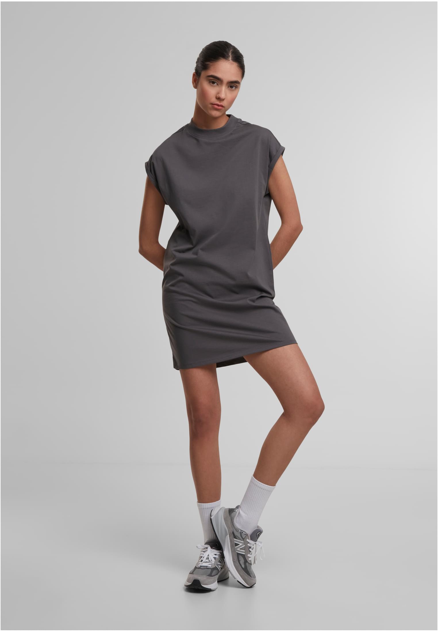 Ladies Extended Shoulder Dress magnet | magnet