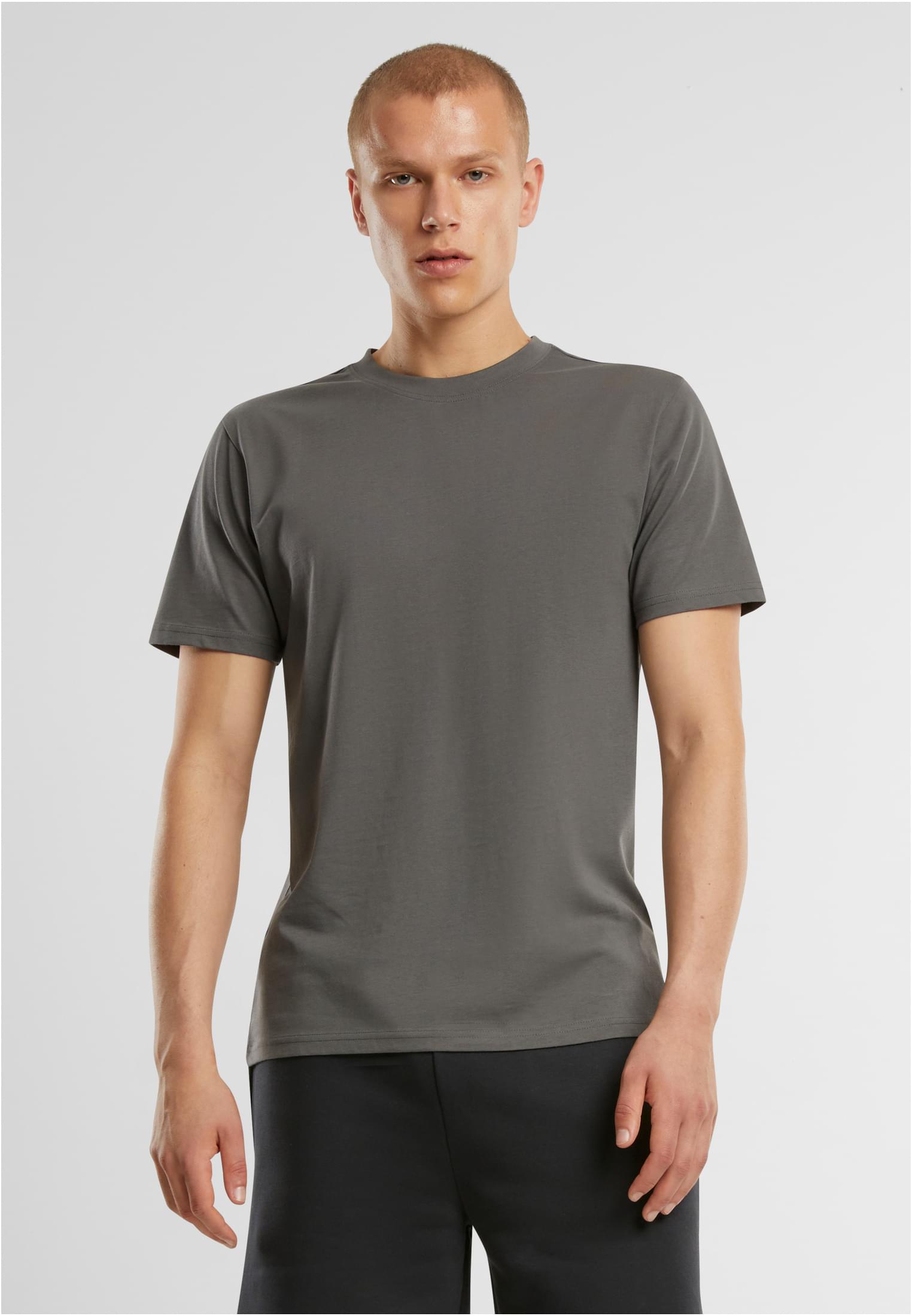 Basic Regular Fit Tee magnet | magnet